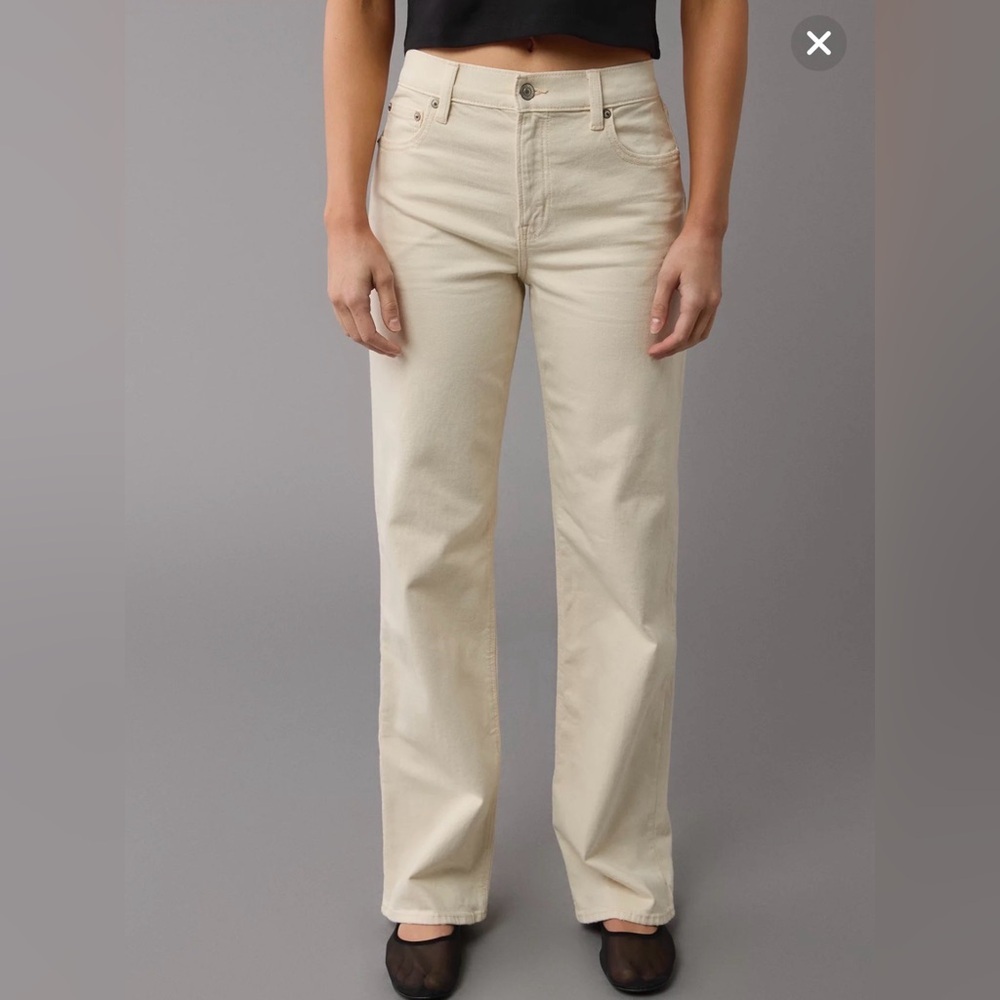 American Eagle Outfitters Women's Tan Mom Straight Leg Jeans